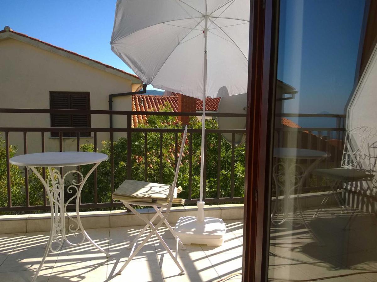 North Adriatic View Apartment 拉巴克 外观 照片